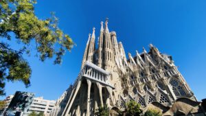 Mehr über den Artikel erfahren BARCELONA 360°