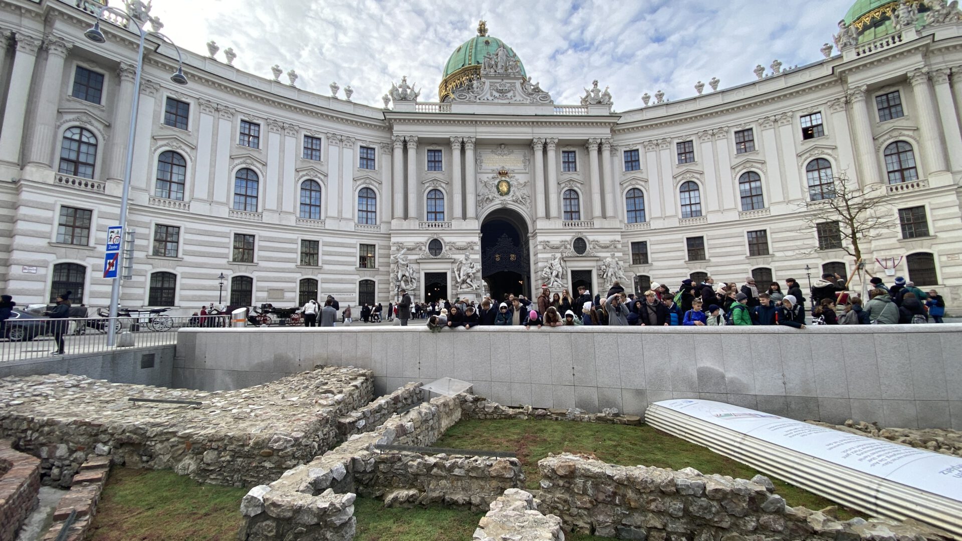 Mehr über den Artikel erfahren Wien in 360° – Hofburg und Sisi Museum